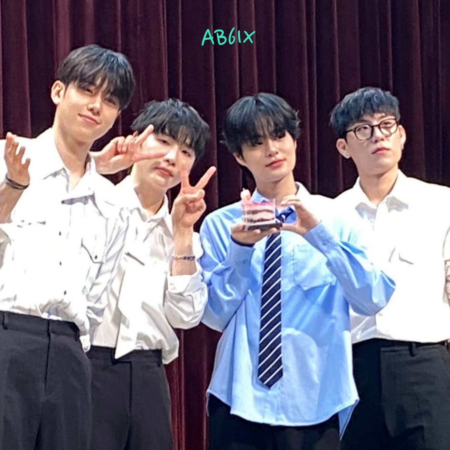 AB6IX의 최신 사진