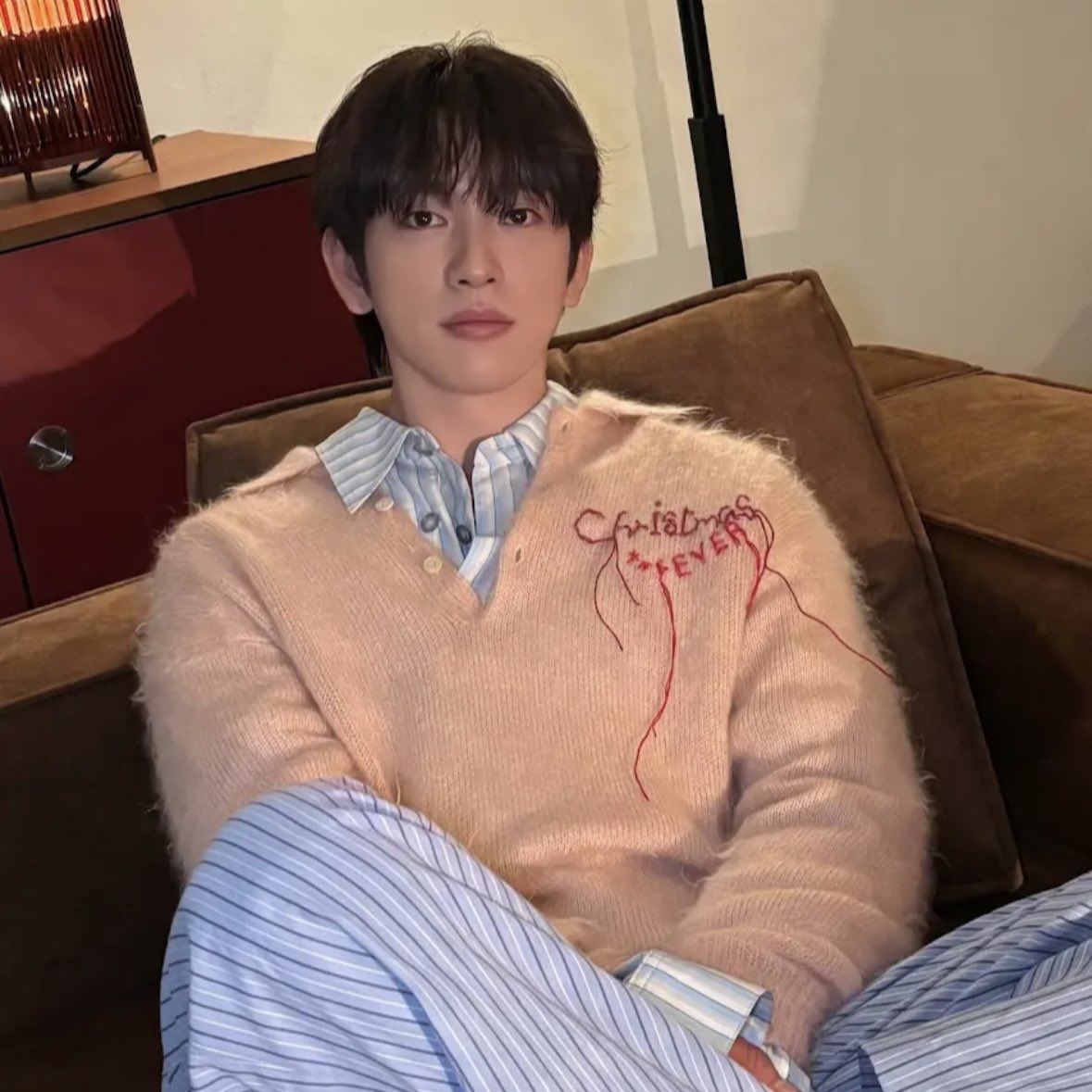 A moment captured by Jinyoung (GOT7)'s fan