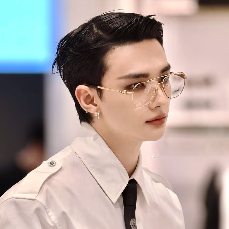 Latest photo of Hyunjin (Stray Kids)