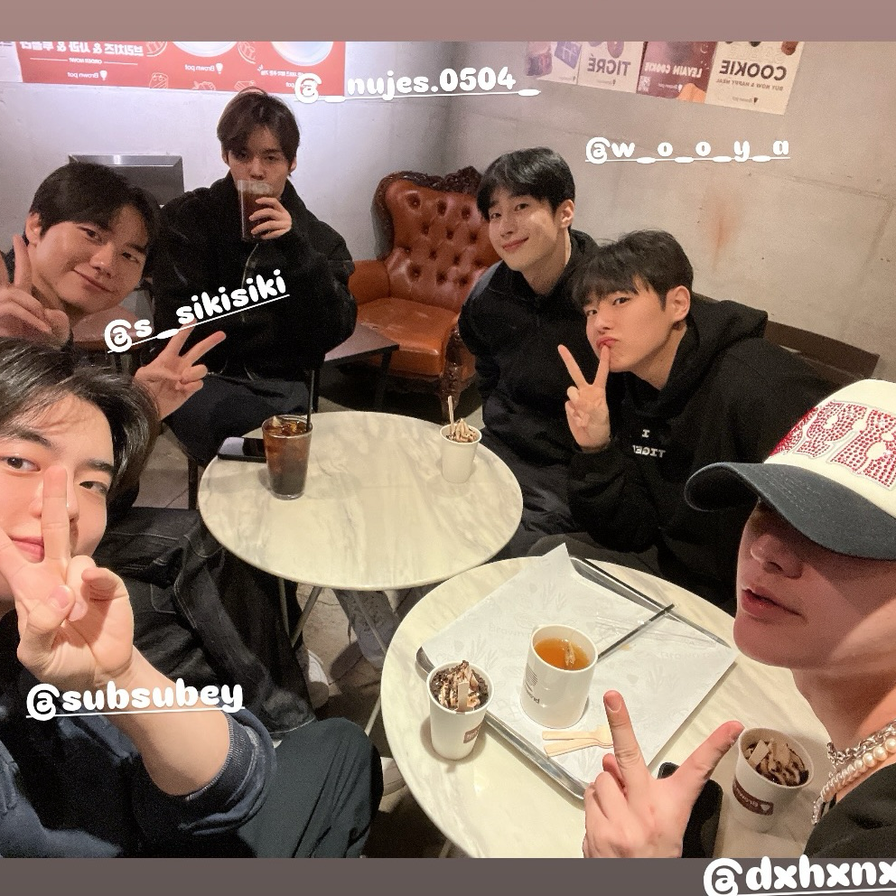 Momen yang diabadikan oleh penggemar Kang Seungsik (VICTON)