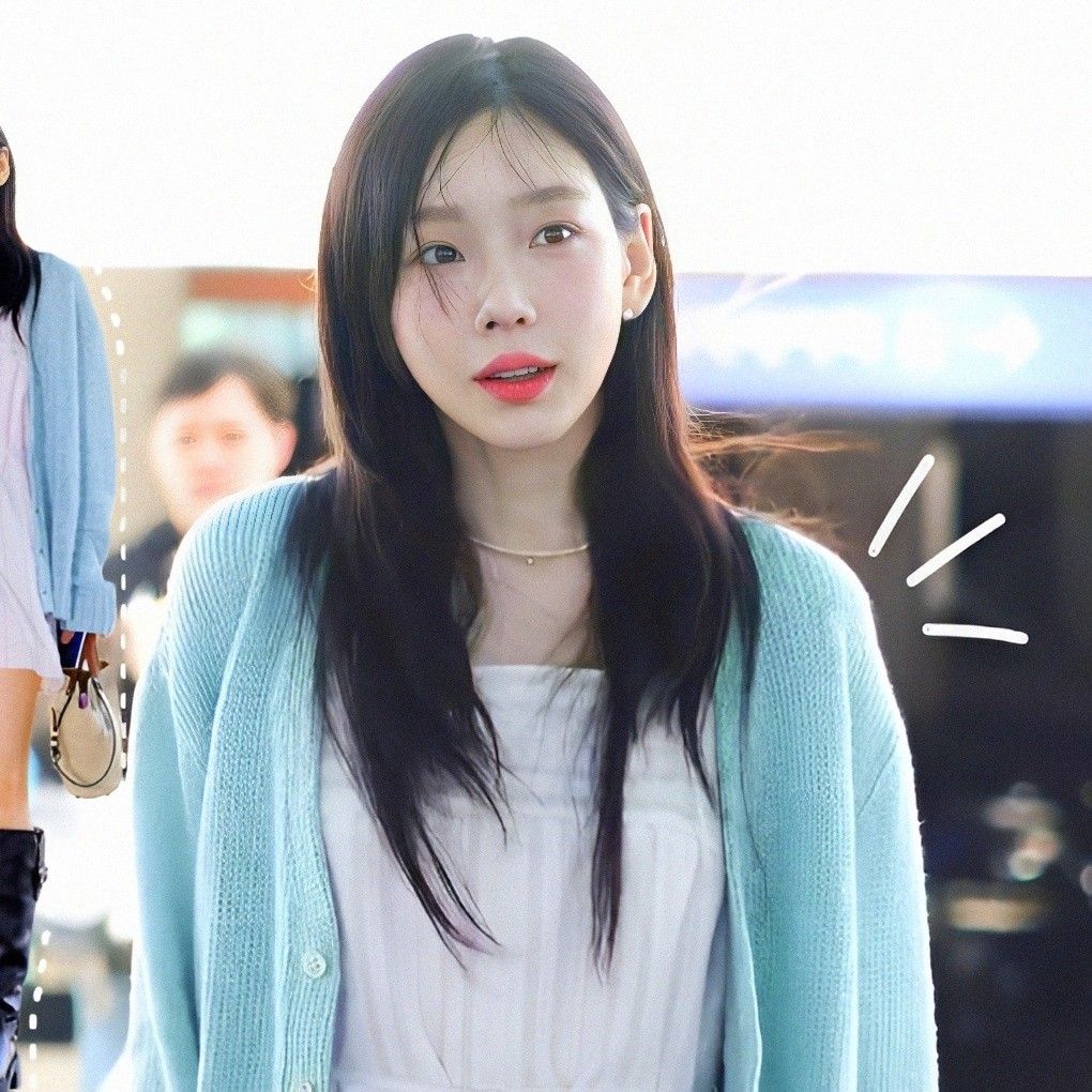 Latest photo of Taeyeon (Girls' Generation)