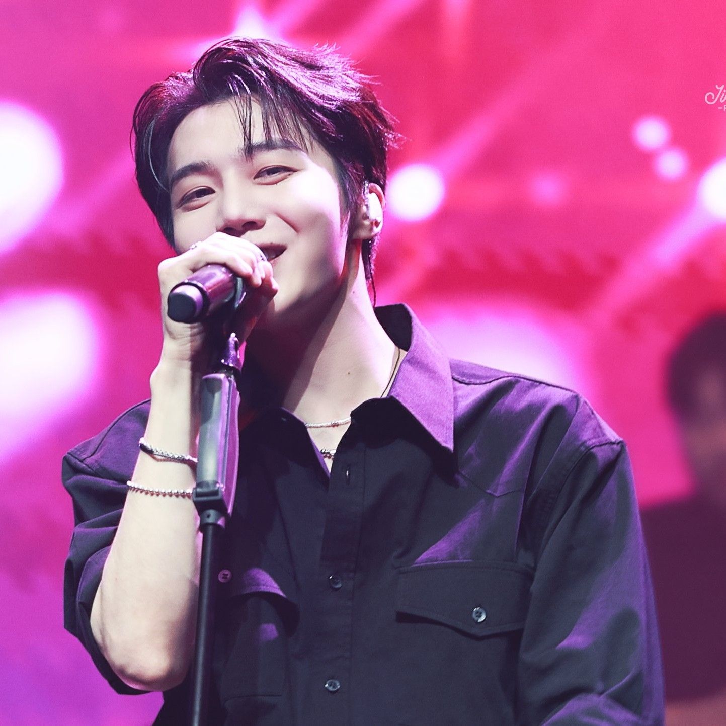 Latest photo of Jinho (PENTAGON)