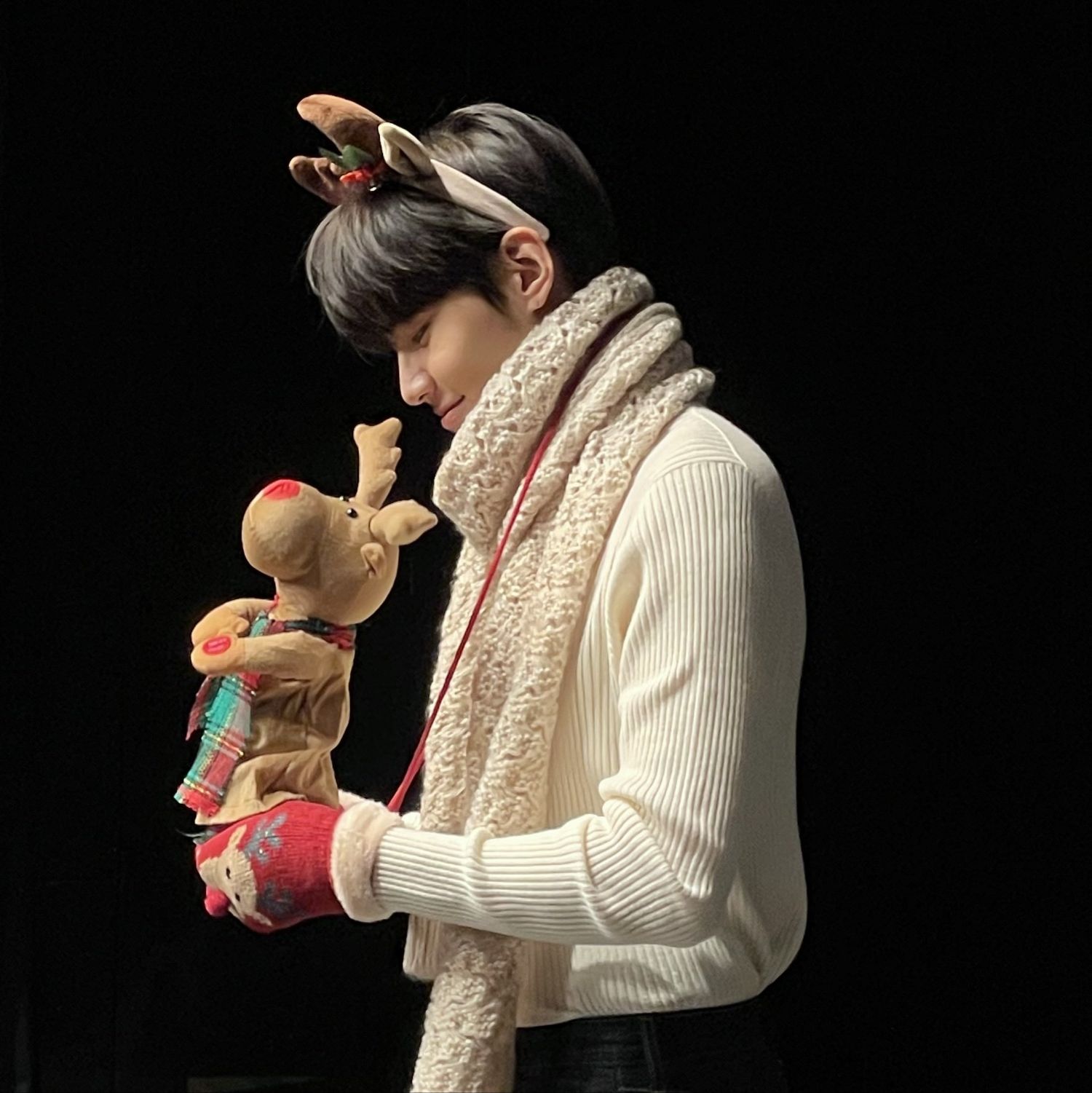 A moment captured by Lee Jinhyuk's fan