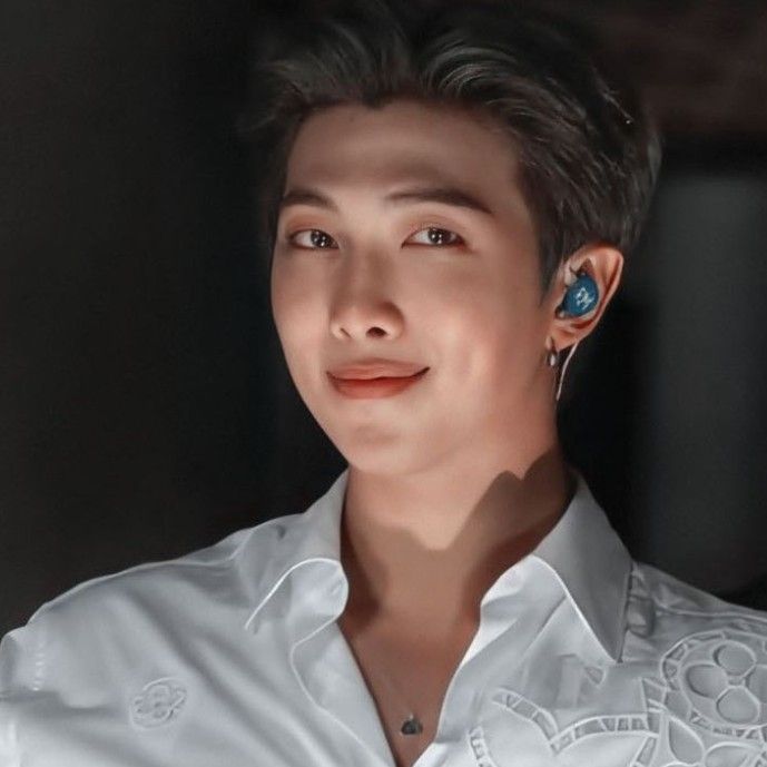 Behind-the-scenes cut of RM (BTS)