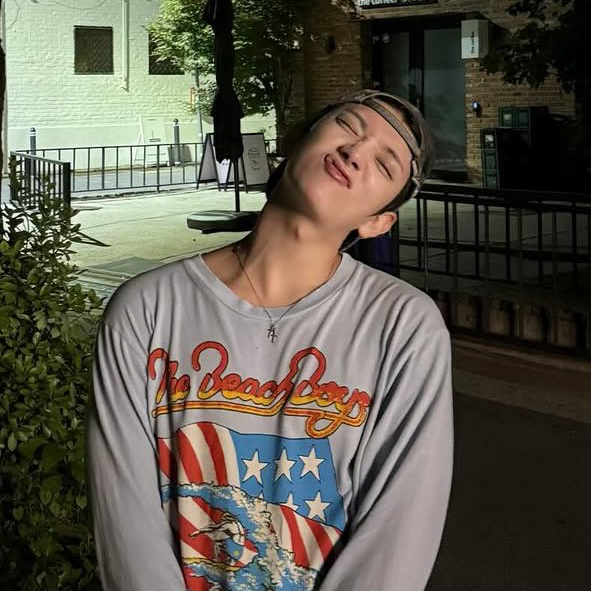 Latest photo of Joshua (SEVENTEEN)