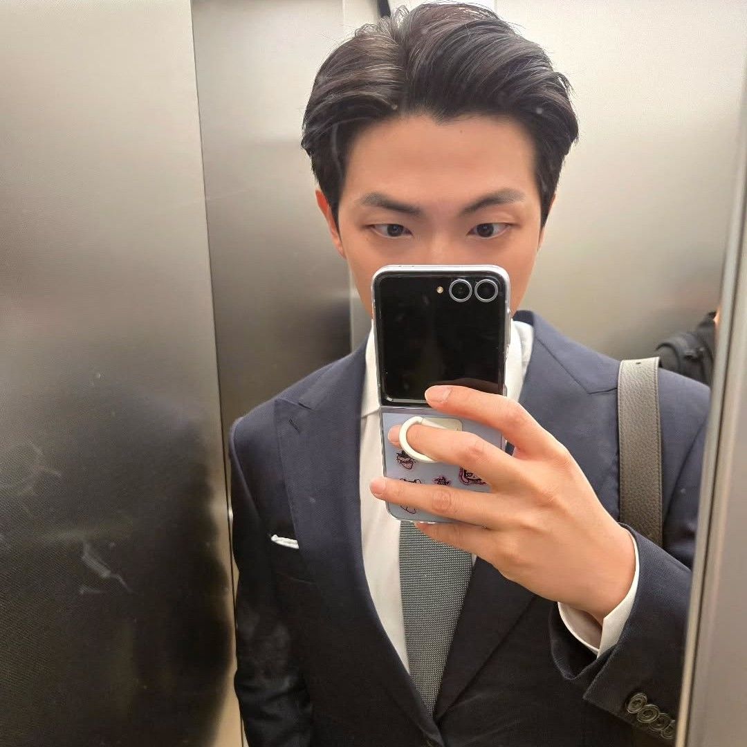Behind-the-scenes cut of RM (BTS)