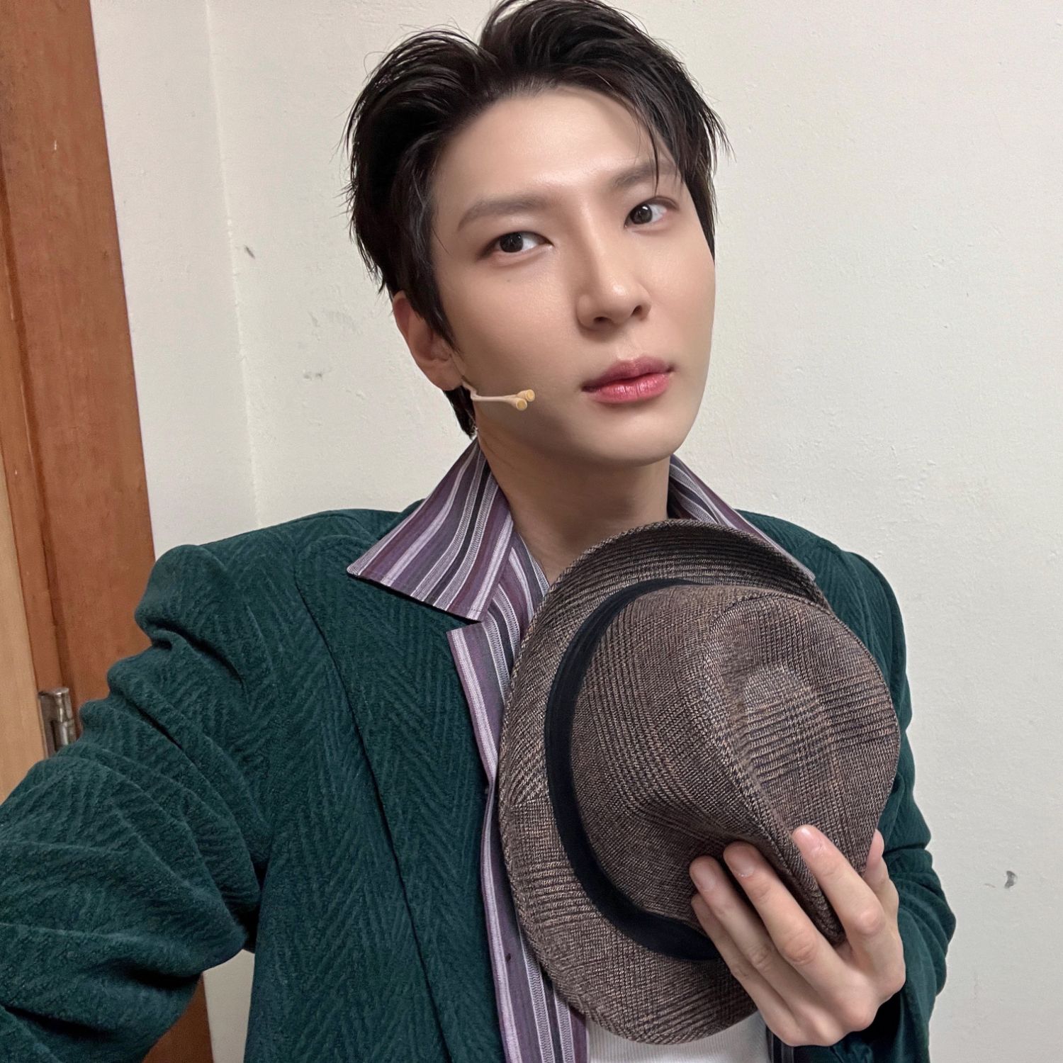 A moment captured by LEO (VIXX)'s fan