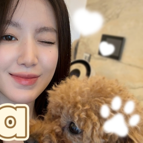 Latest photo of Shuhua (i-dle)