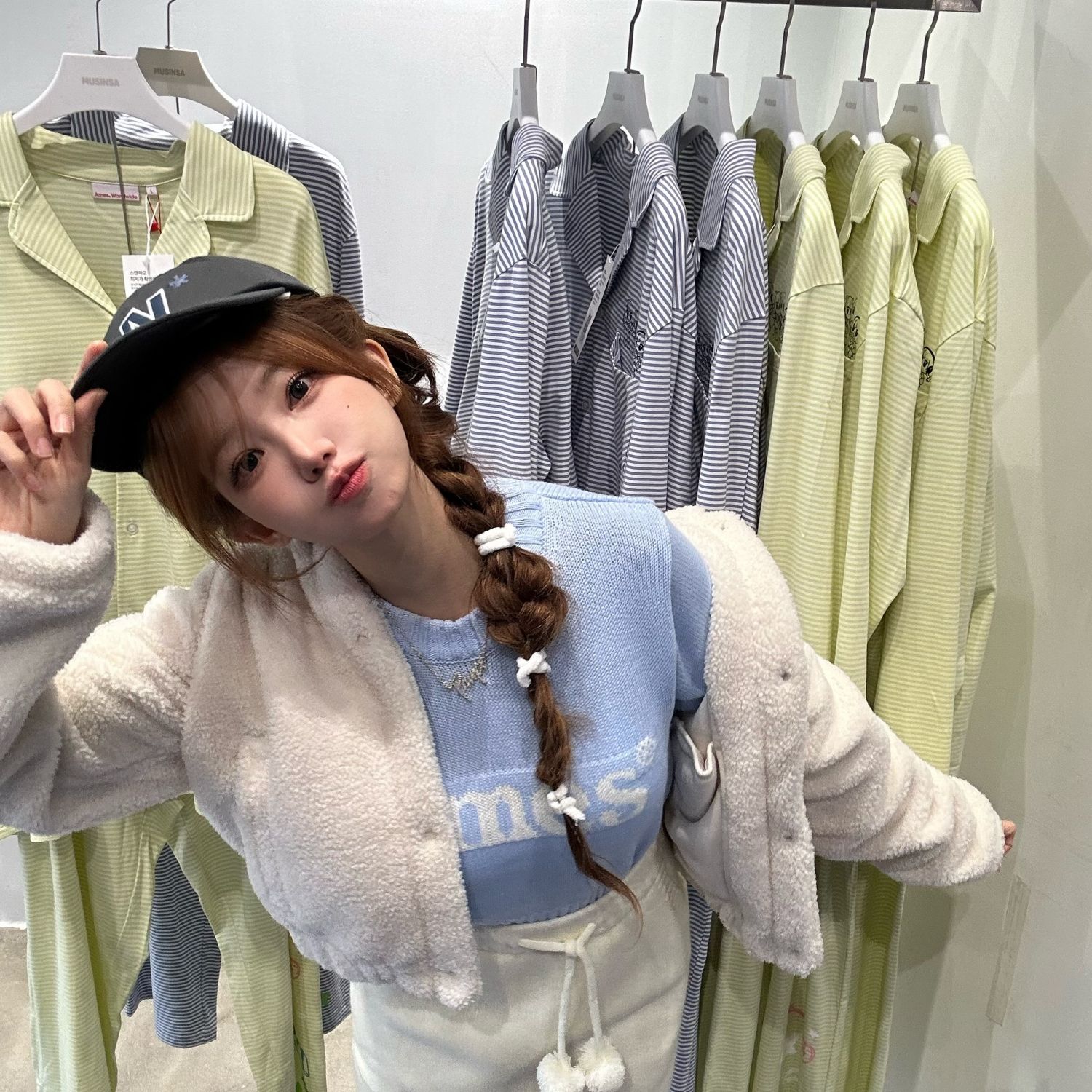 Recent activity shot of QWER