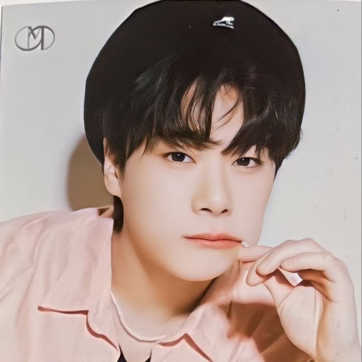Latest photo of Moonbin (ASTRO)