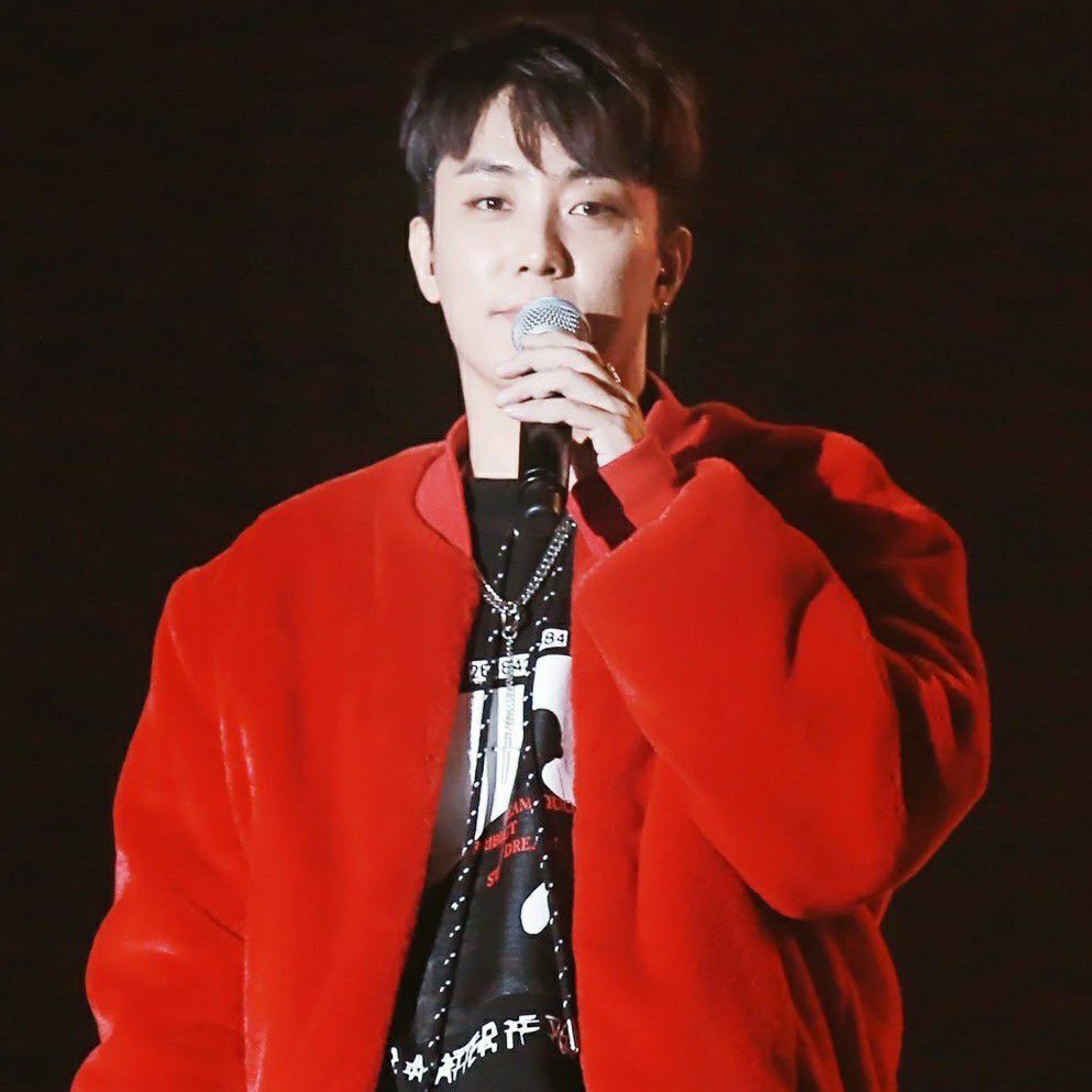 Behind-the-scenes cut of Eun Jiwon (SECHSKIES)