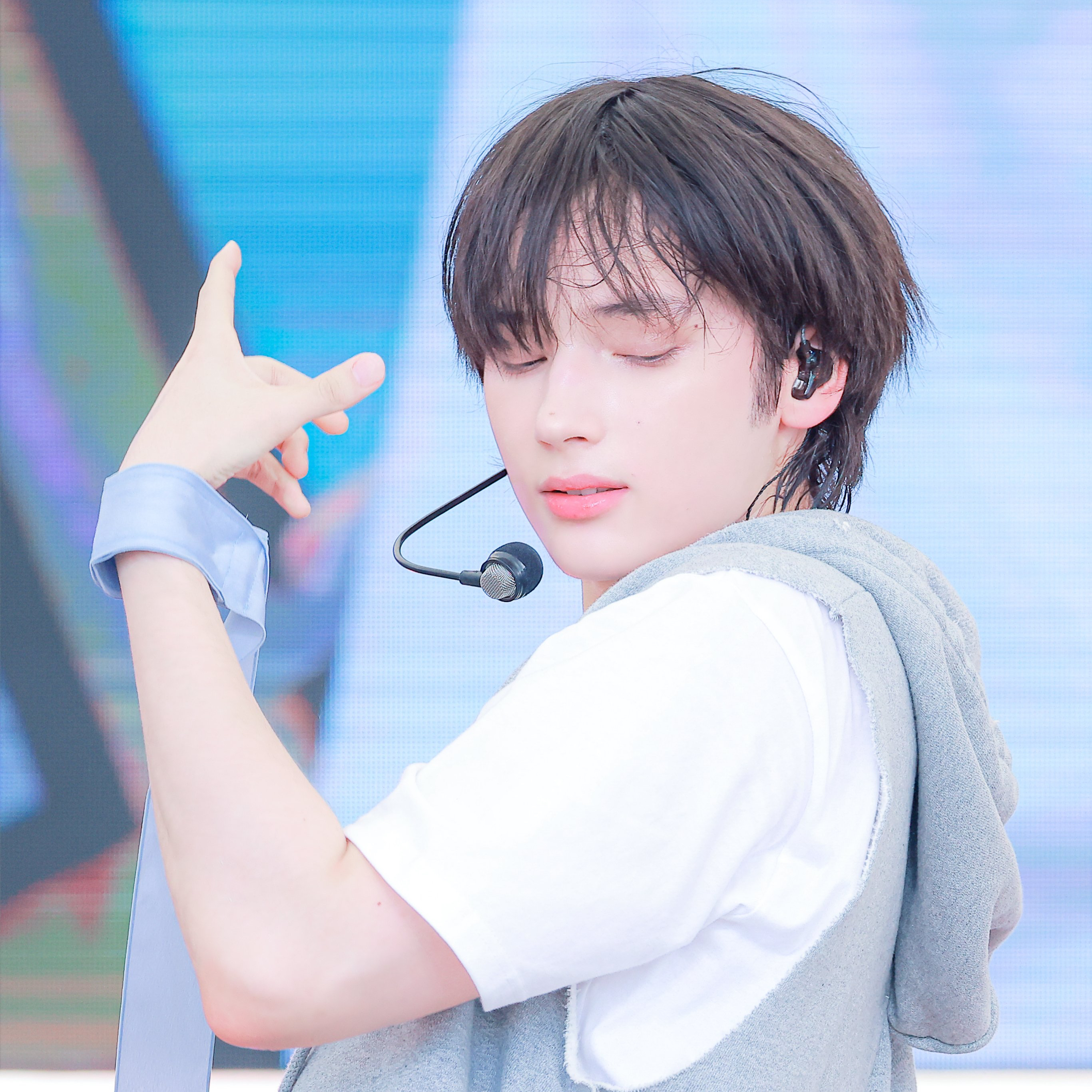 Behind-the-scenes cut of HueningKai (TOMORROW X TOGETHER)