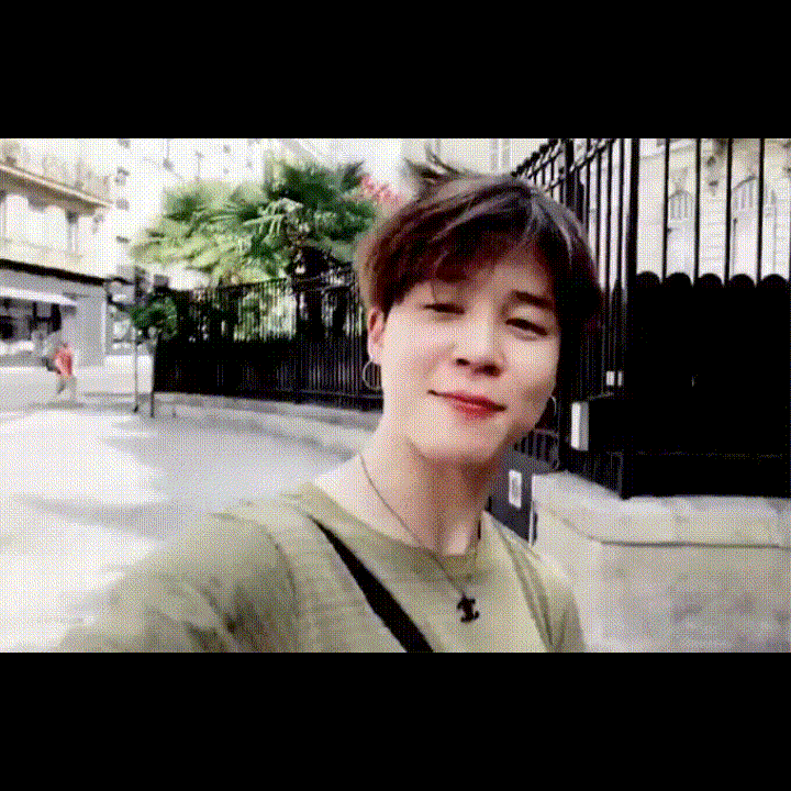 Momen yang diabadikan oleh penggemar Jimin (BTS)