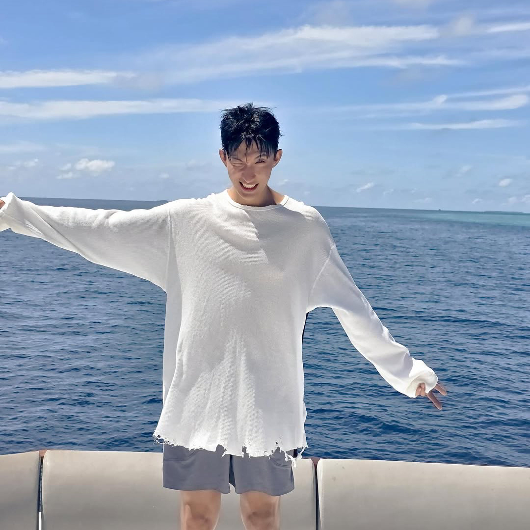 Latest photo of DK (SEVENTEEN)
