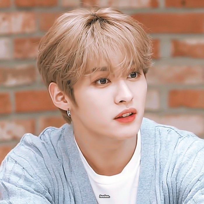 リノ (Stray Kids)の最新写真
