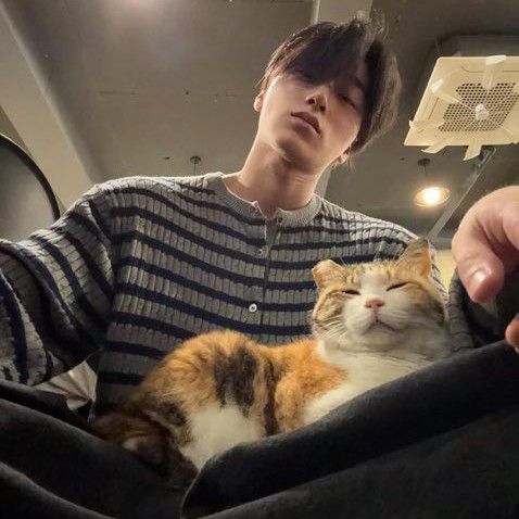 Recent activity shot of ATEEZ
