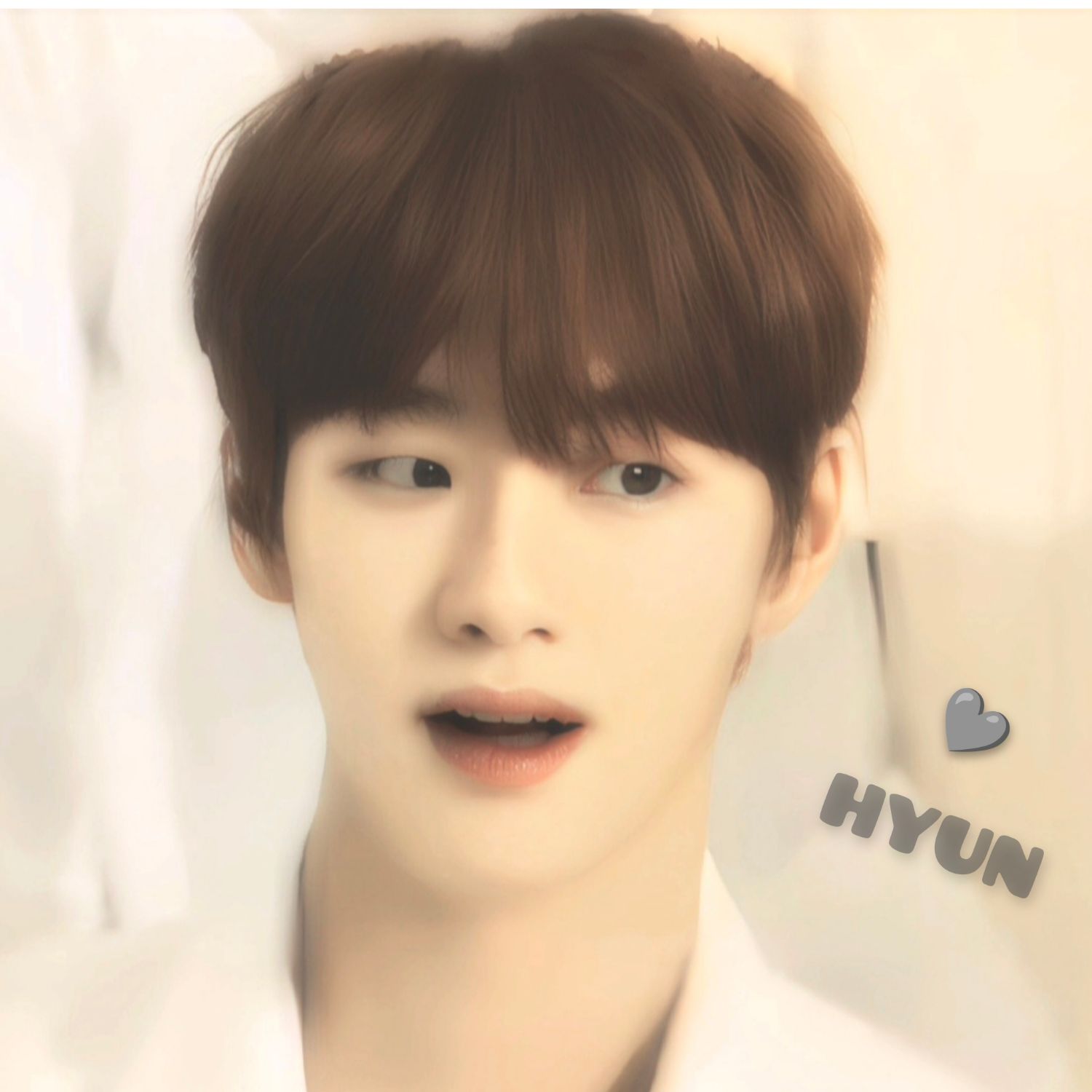 Latest photo of Hyun
