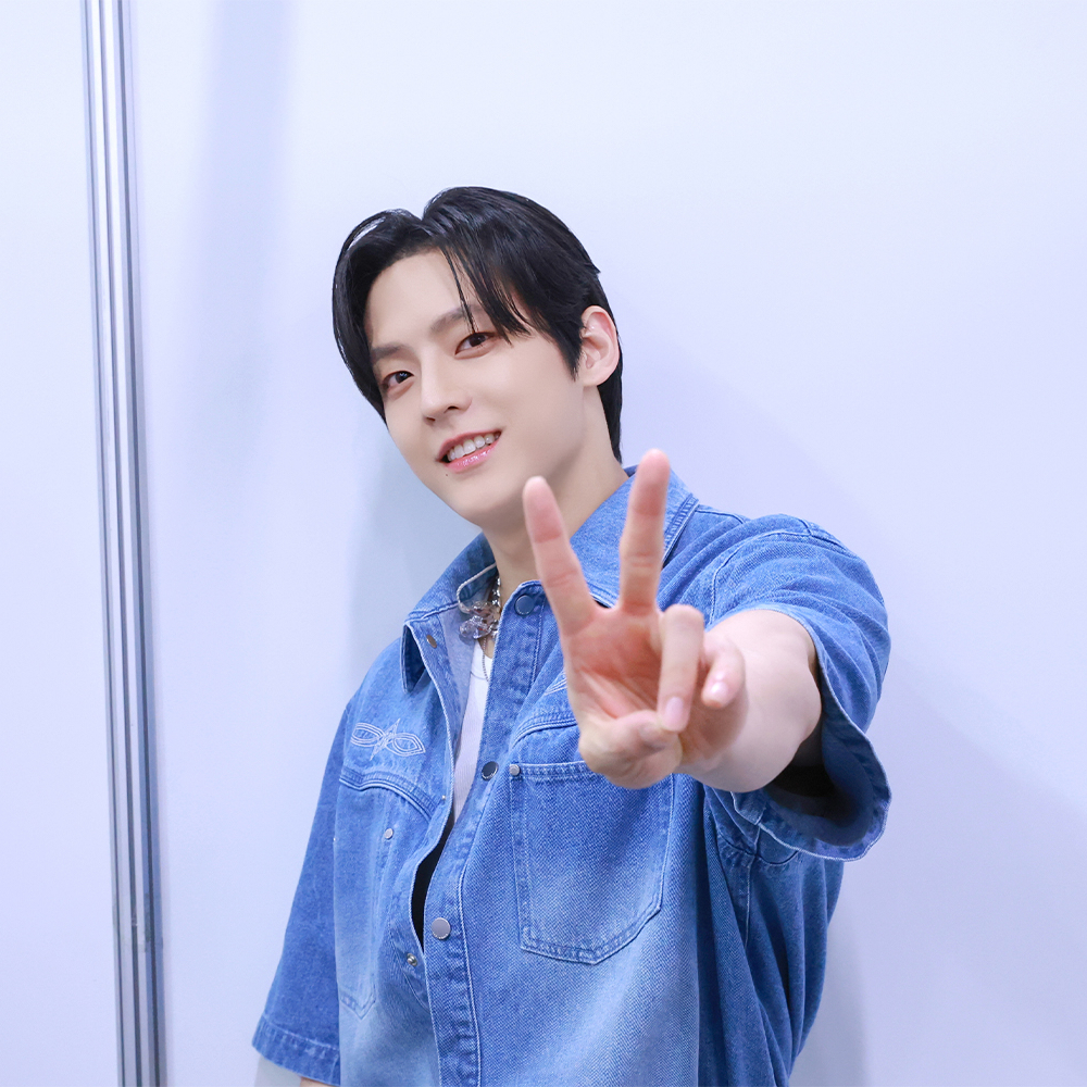 Recent activity shot of Lee Minhyuk (BTOB)