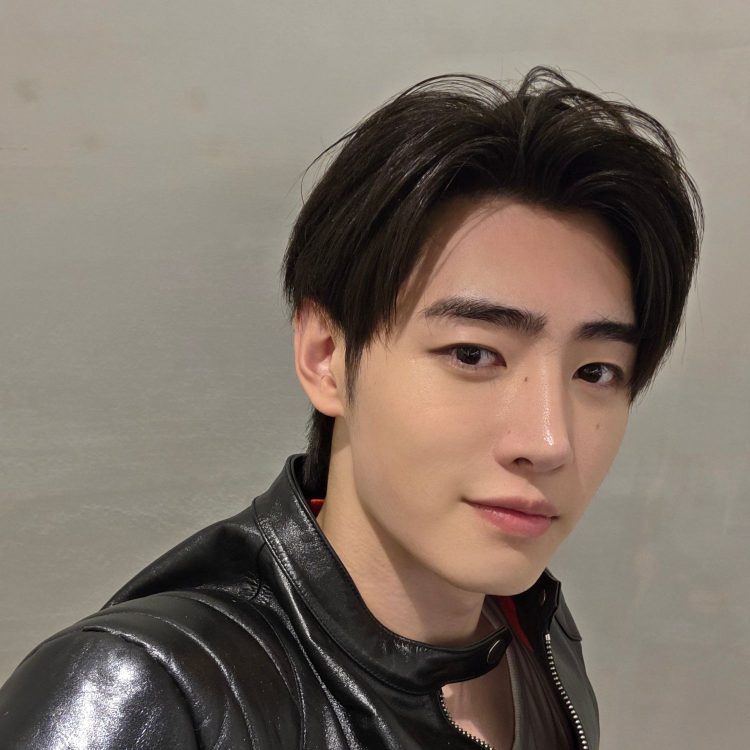 Behind-the-scenes cut of Sunghoon (ENHYPEN)