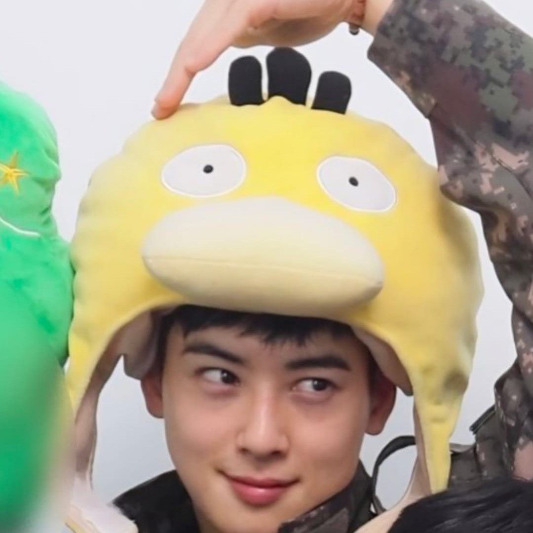 Latest photo of Eunwoo (ASTRO)