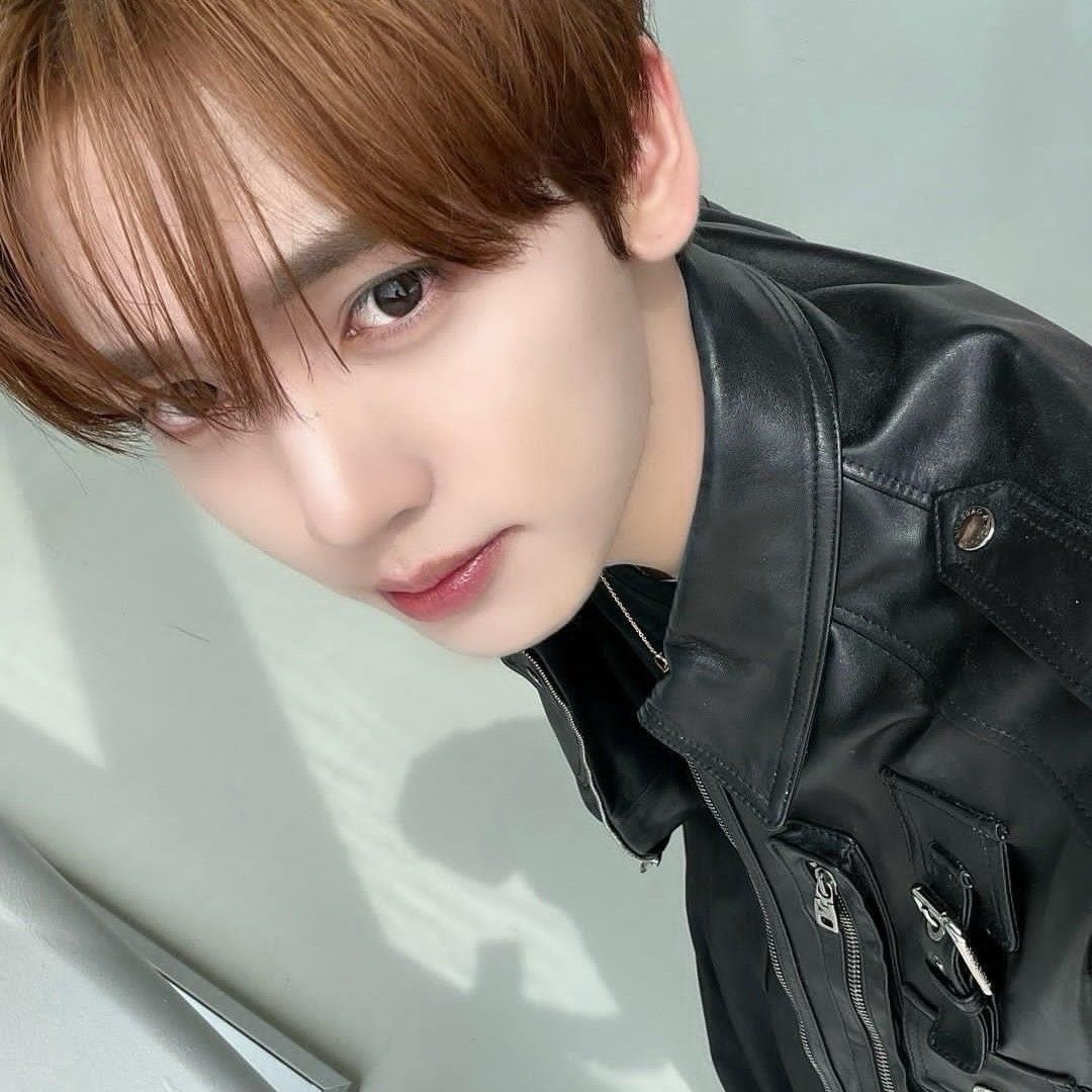 Latest photo of Han Yujin (ZEROBASEONE)