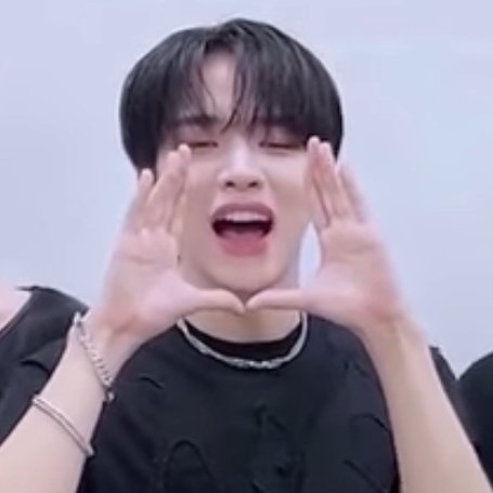 Latest photo of Hanjun (n.SSign)