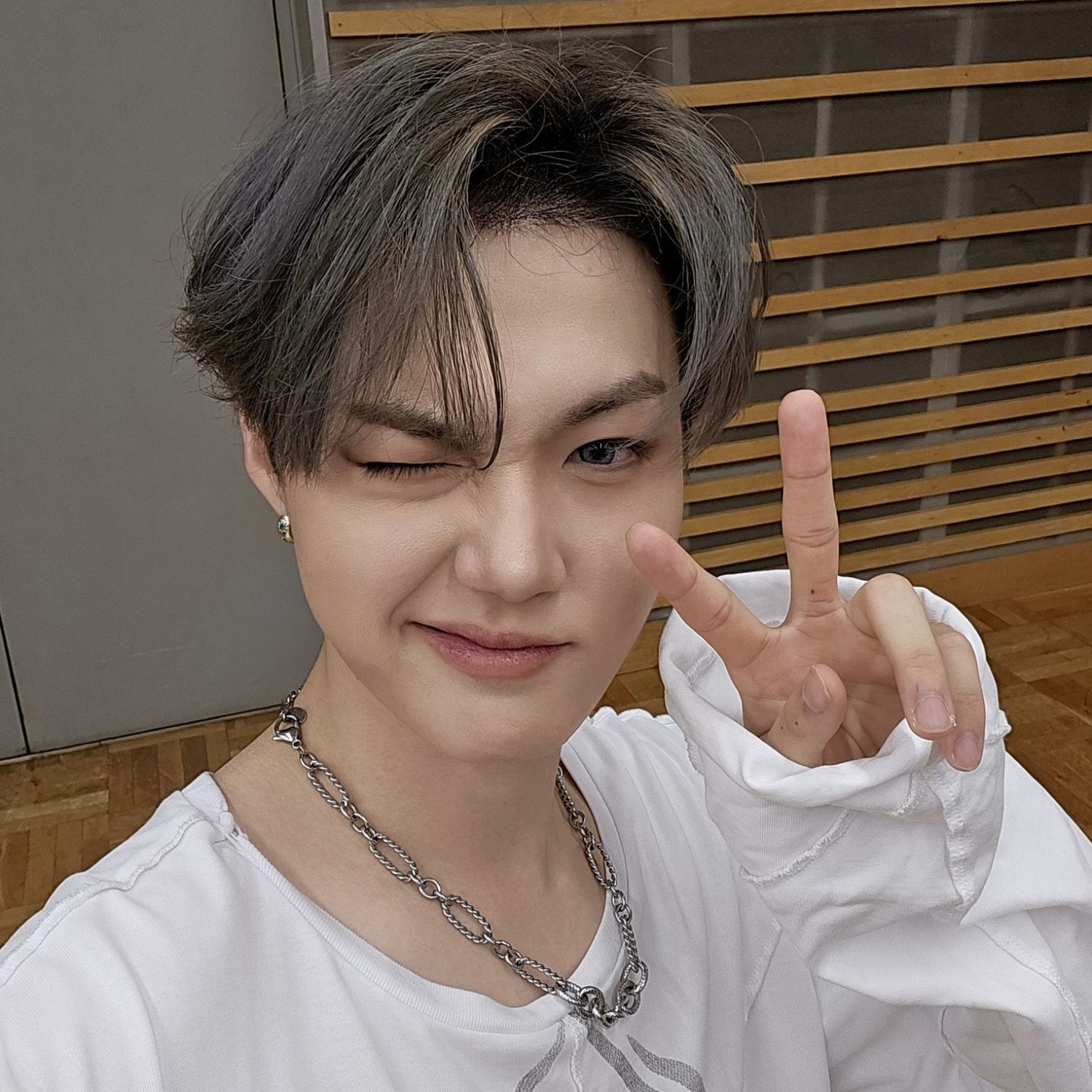 Behind-the-scenes cut of Doyoung (TREASURE)