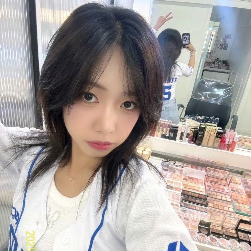 Latest photo of Kim Namjoo (Apink)