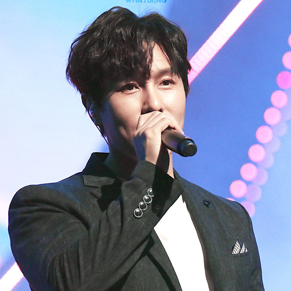 Recent activity shot of Kim Dongwan (SHINHWA)