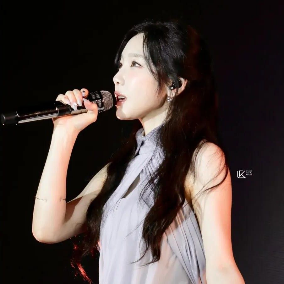 Latest photo of Taeyeon (Girls' Generation)