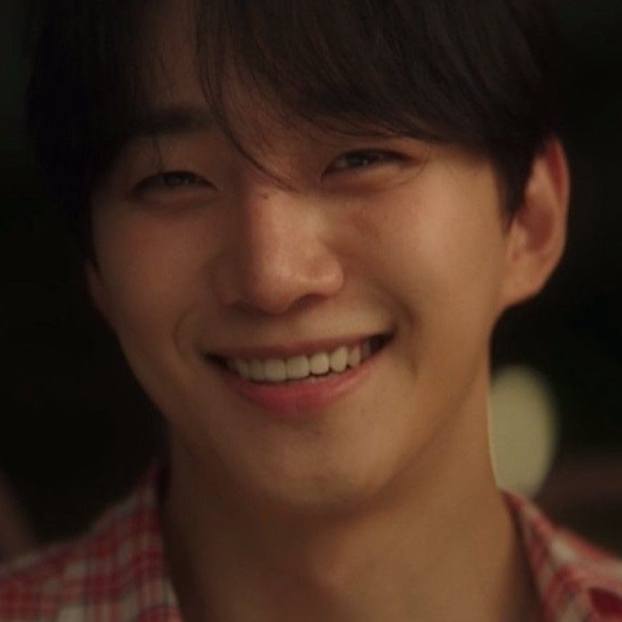 Behind-the-scenes cut of Junho (2PM)