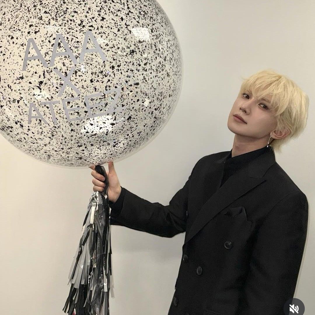 에이티즈의 비하인드 컷