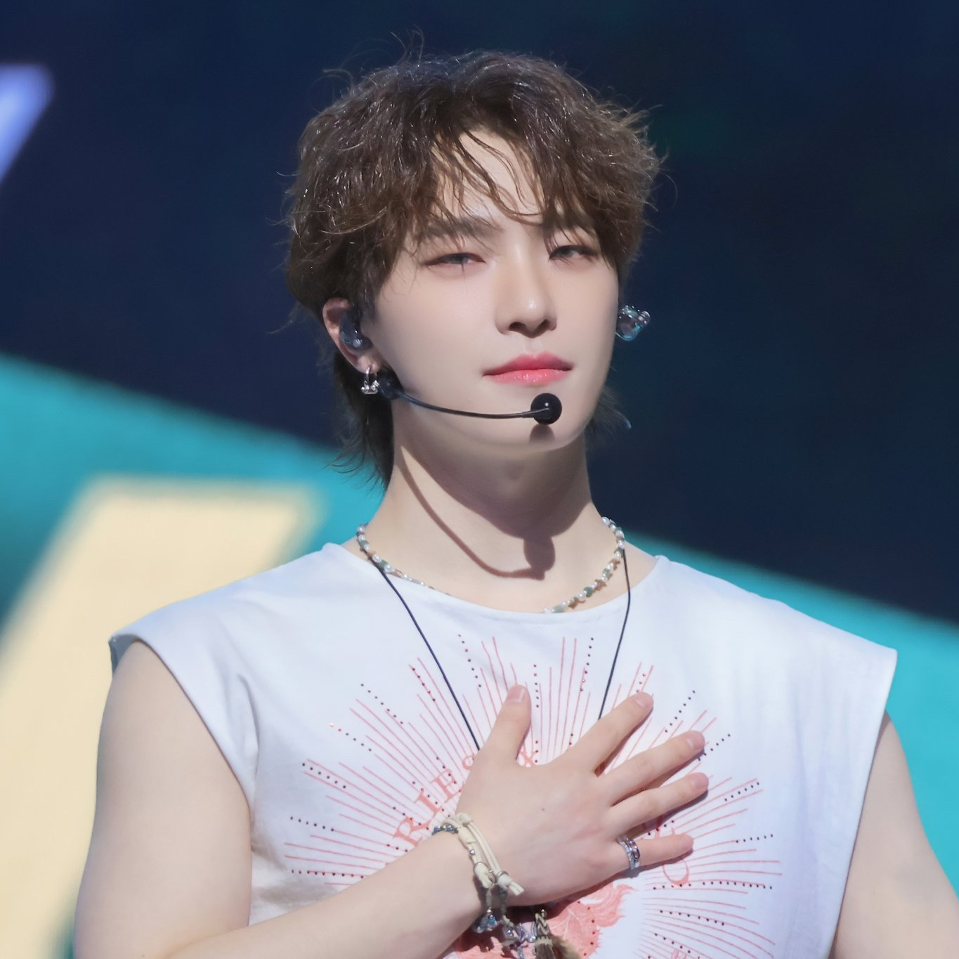 Behind-the-scenes cut of Dino (SEVENTEEN)