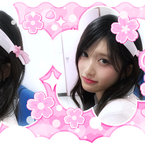 Recent activity shot of Leeseo (IVE)