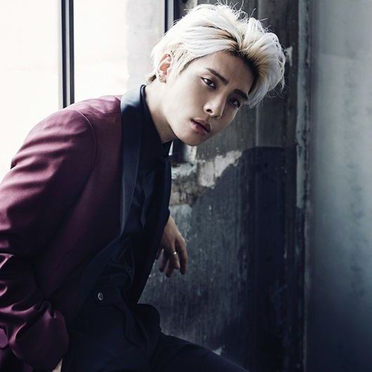 A moment captured by Jonghyun (SHINee)'s fan
