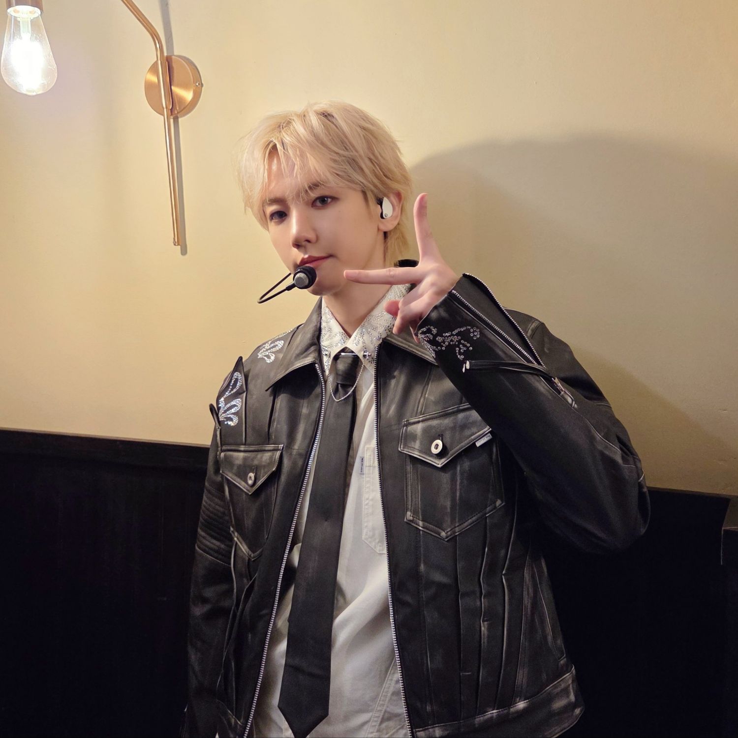 ベクヒョン (EXO)の最新写真