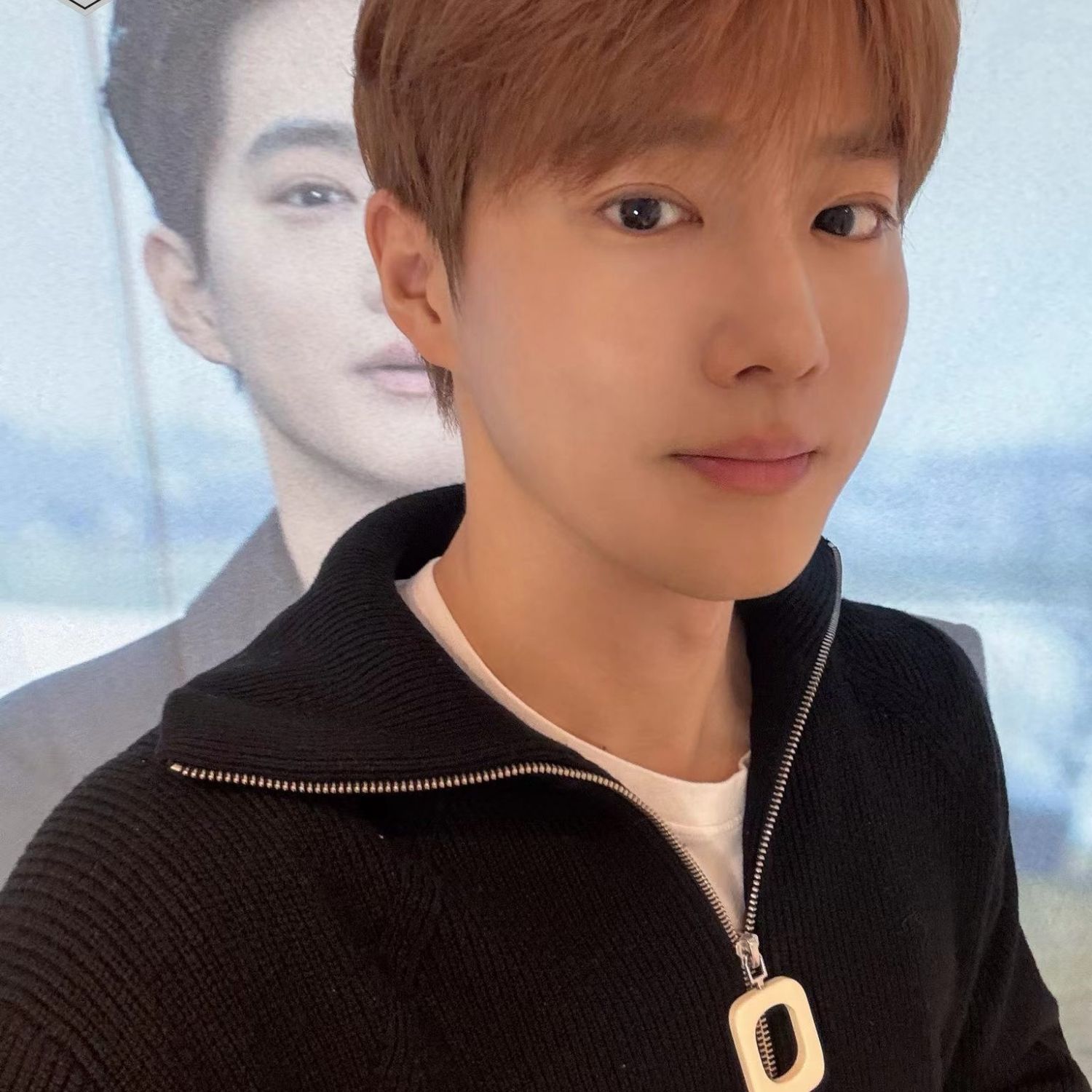 Latest photo of Suho (EXO)