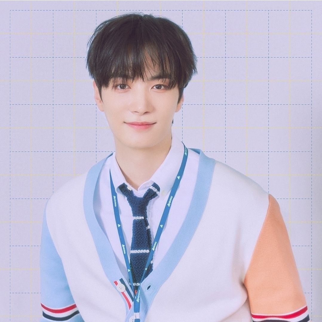 Recent activity shot of Kim Jonghyeon