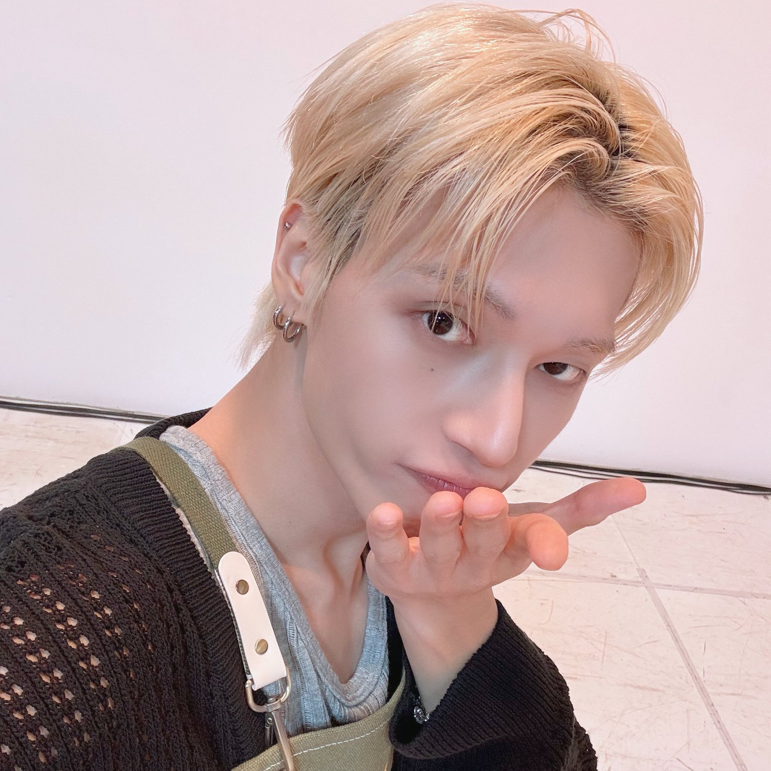 Behind-the-scenes cut of Wooyoung (ATEEZ)