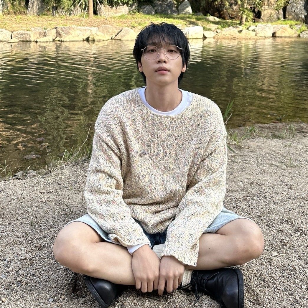 Latest photo of Jeong Sewoon