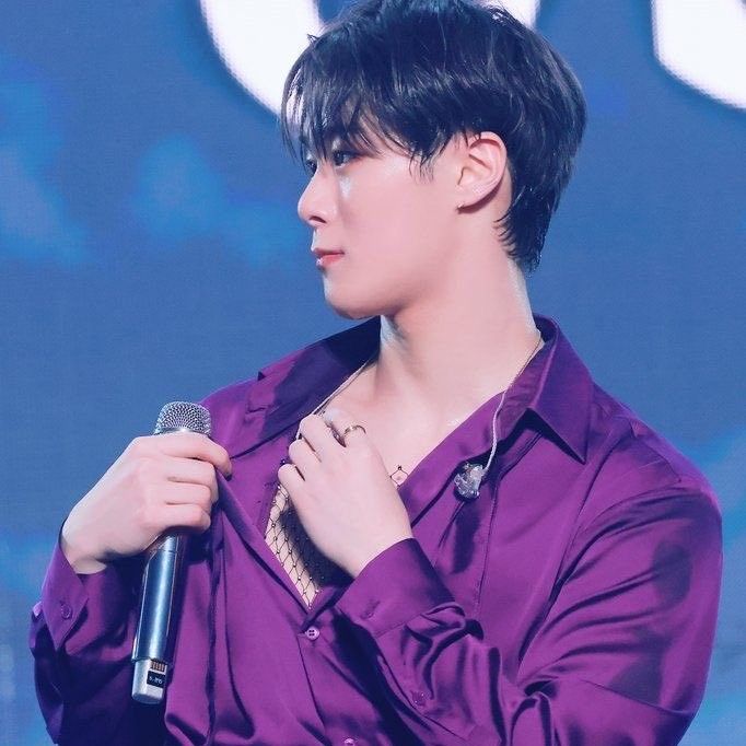 문빈 (아스트로) 최근 활동샷