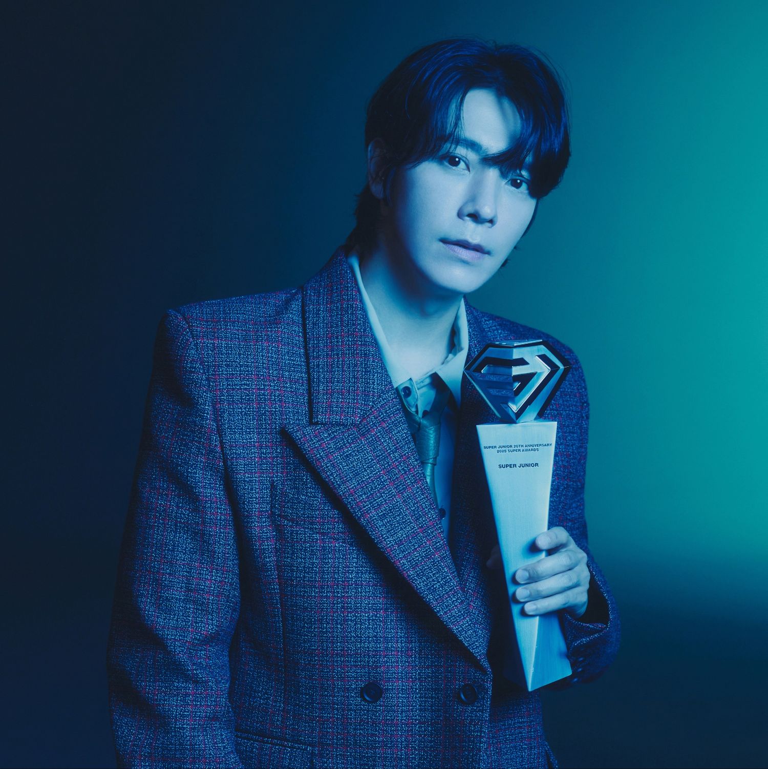 Latest photo of Donghae (Super Junior)
