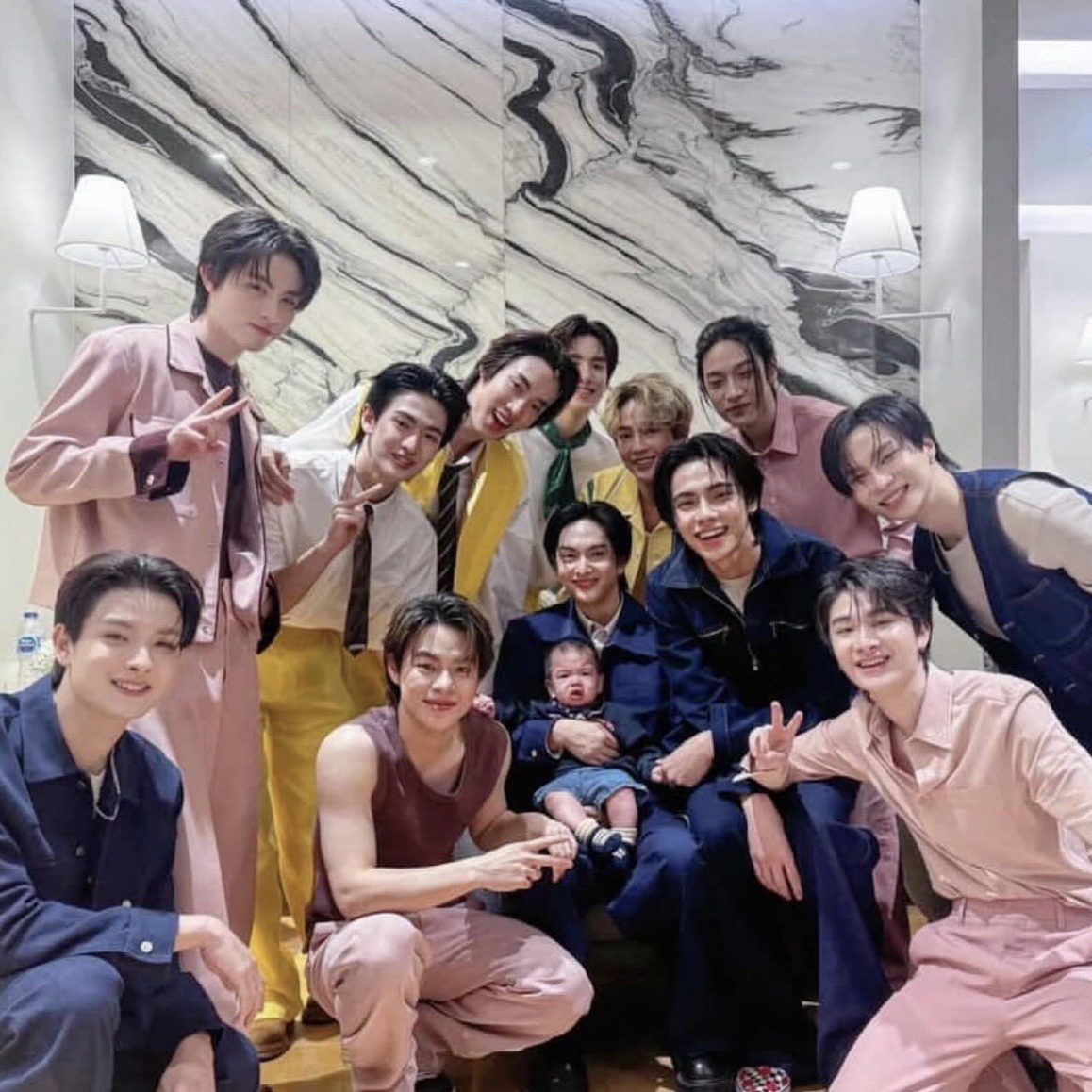 Behind-the-scenes cut of BUS