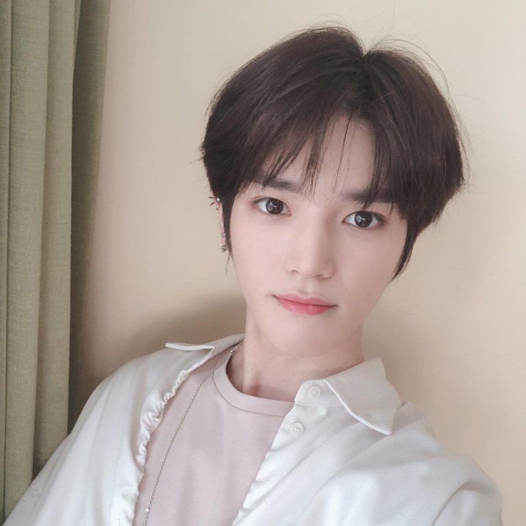 Behind-the-scenes cut of NCT 127