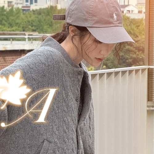 Latest photo of Shuhua (i-dle)