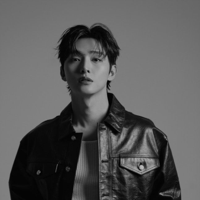 Latest photo of Yoon Jisung