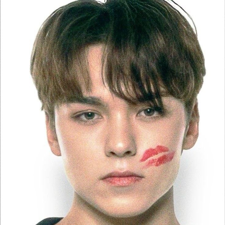 Latest photo of Vernon (SEVENTEEN)