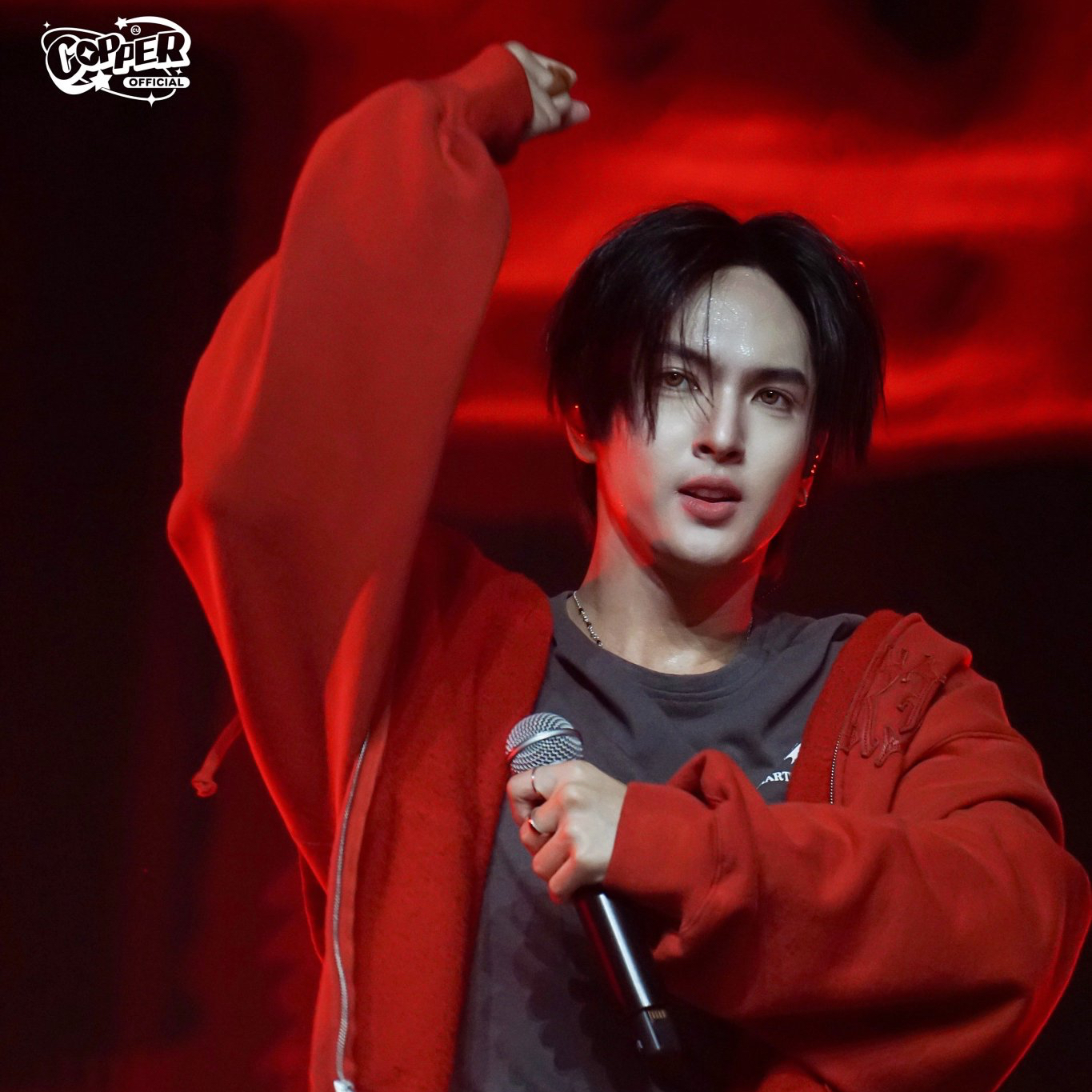 A moment captured by Copper (BUS)'s fan