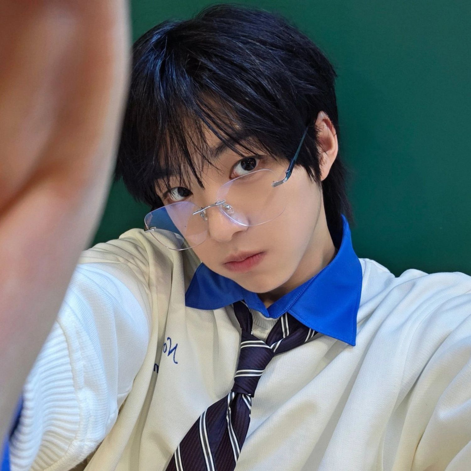 Behind-the-scenes cut of Baek junhyuk (IDID)