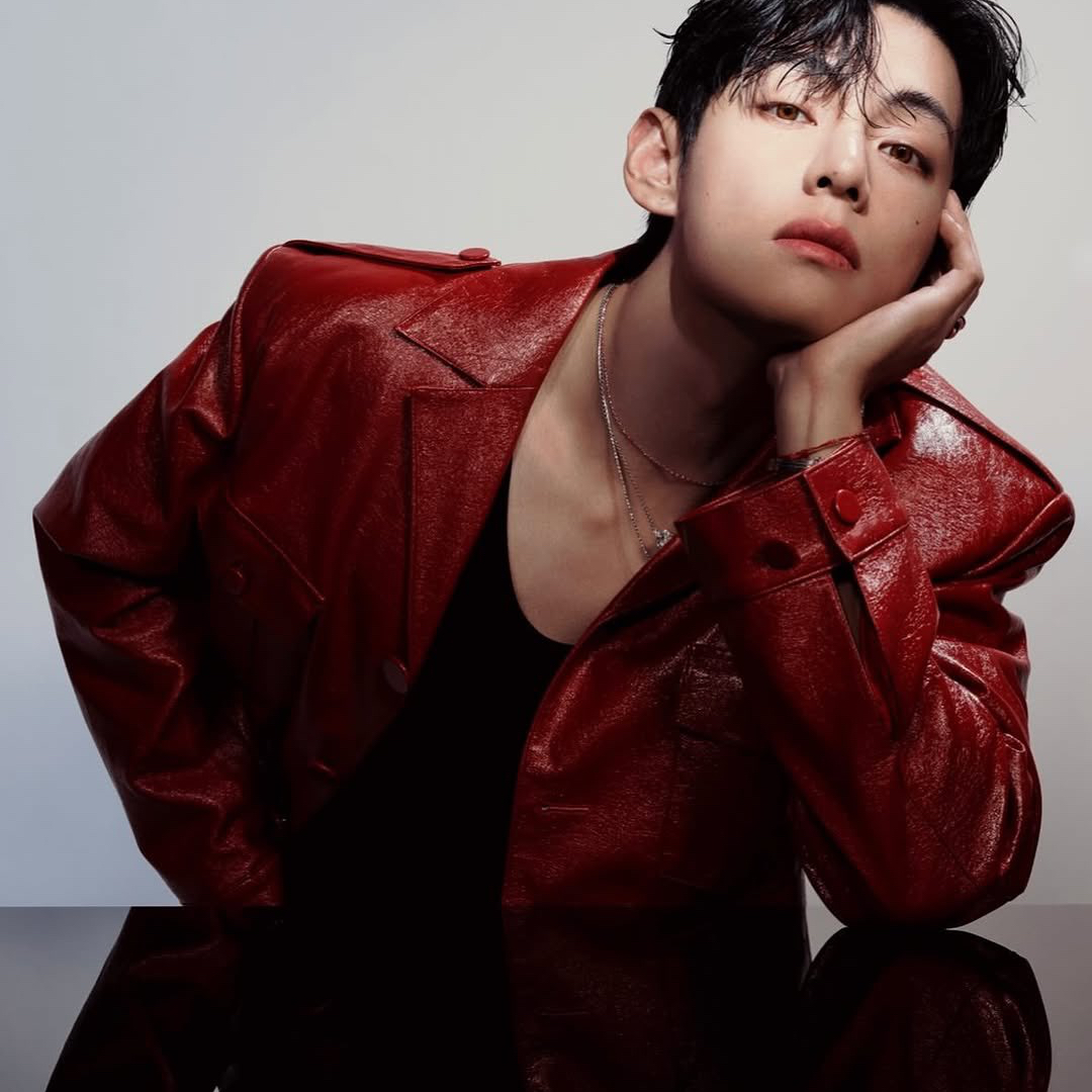 A moment captured by V (BTS)'s fan